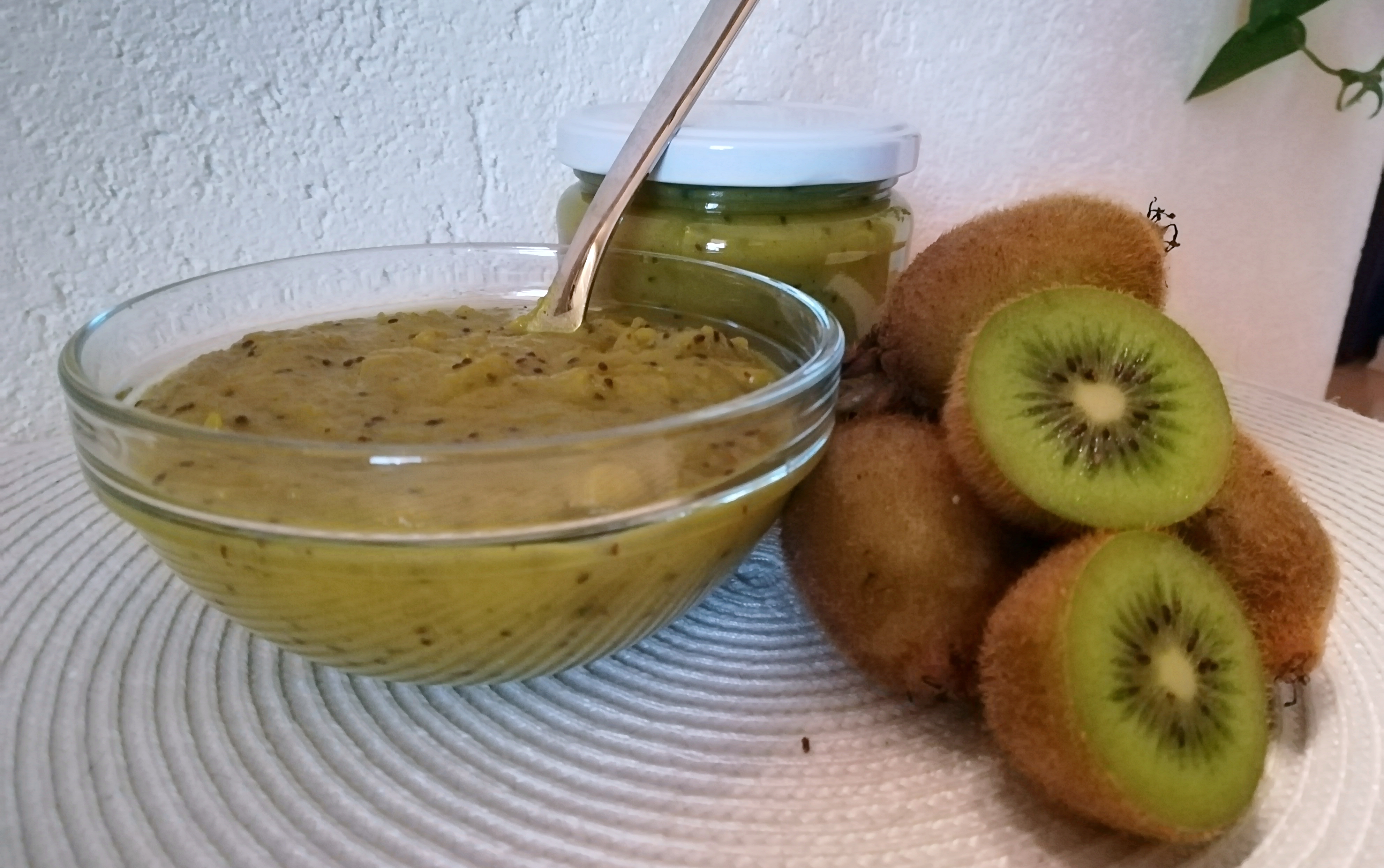 Kiwi Chutney