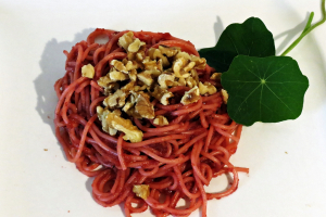 Rote-Beete-Pesto-mit-Spaghetti